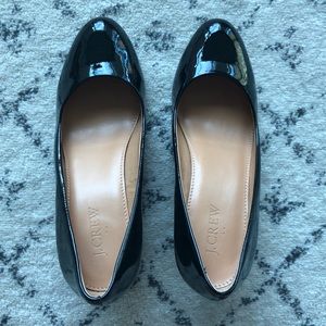 NEW J. Crew Sylvia Black Patent Wedges 6